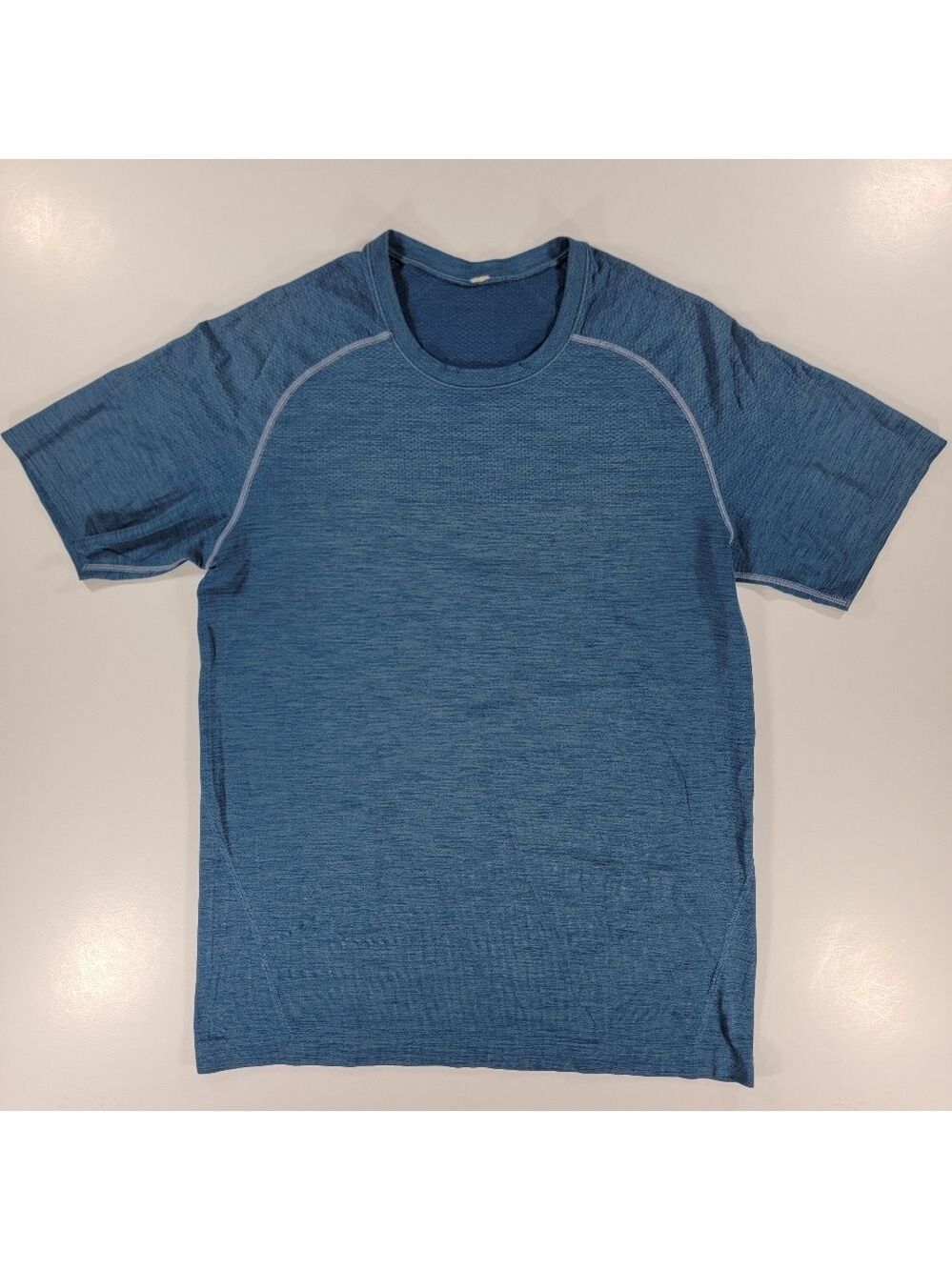 Lululemon Metal Vent Tech Short Sleeve T-Shirt Mens Small Activewear Blue Gym